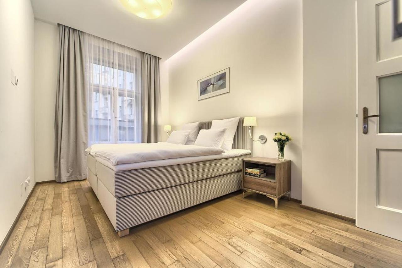Krizovnicka Apartment براغ المظهر الخارجي الصورة