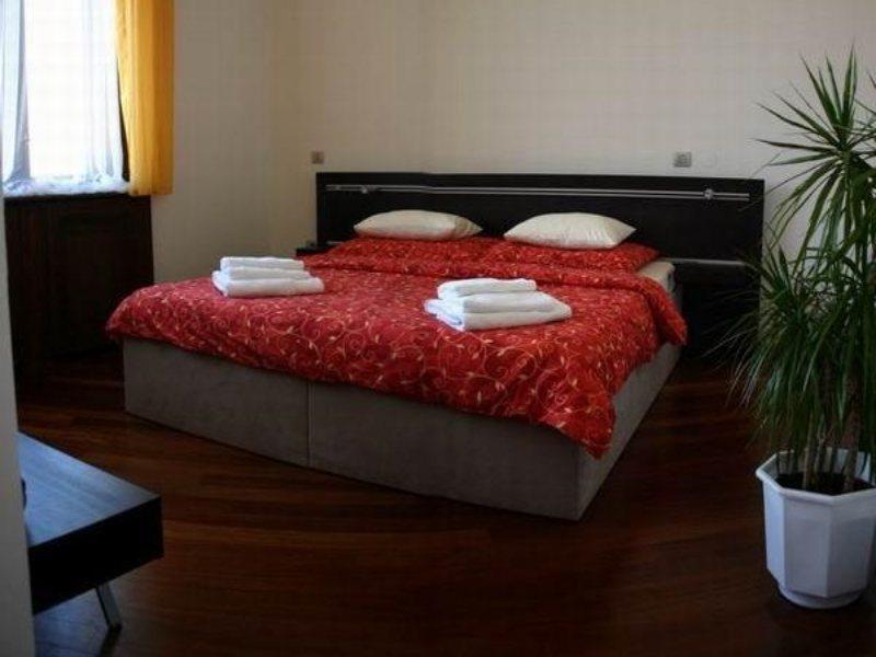 Krizovnicka Apartment براغ المظهر الخارجي الصورة